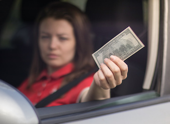 Why You Shouldn't Accept Cash at an Auto Crash Scene | The Law ...