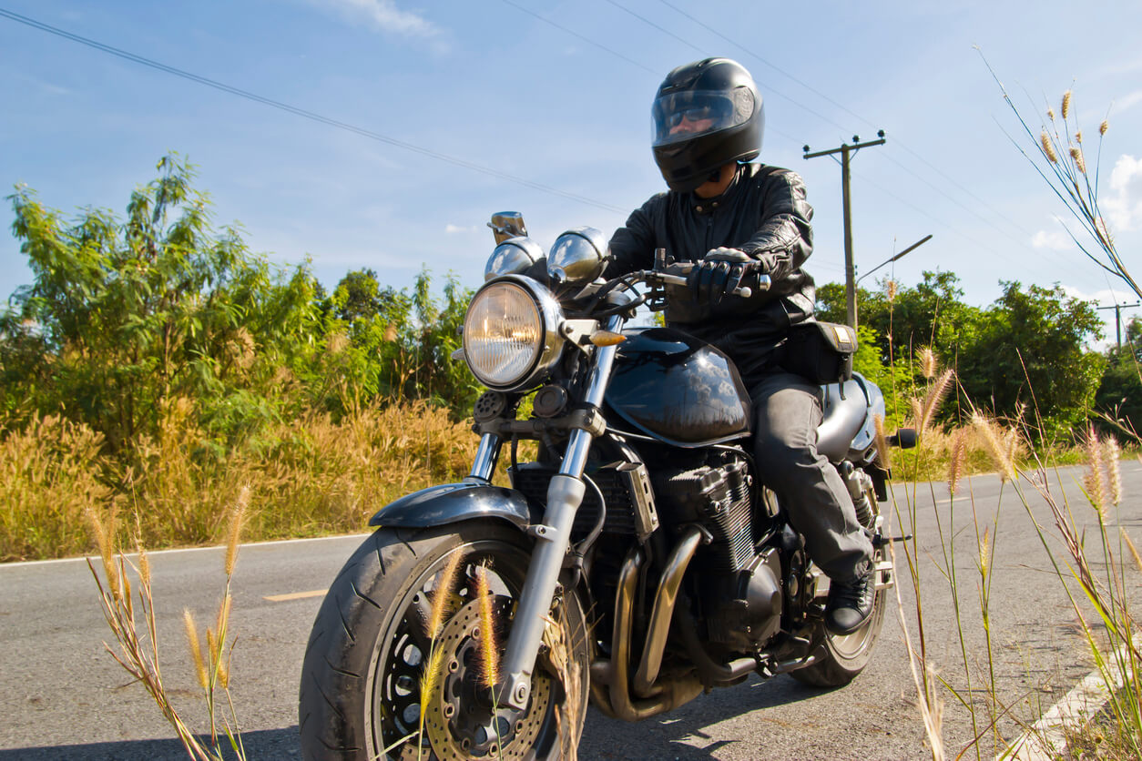 7 Motorcycle Safety Tips That Can Save Your Life | Steinberg Injury Lawyers